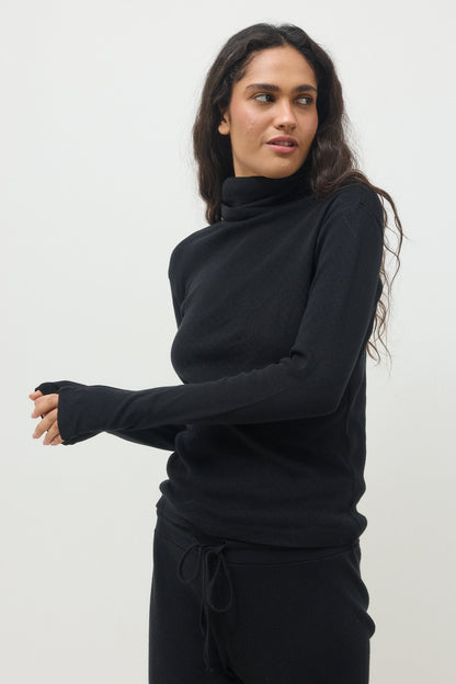 Charlotte Turtle Neck
